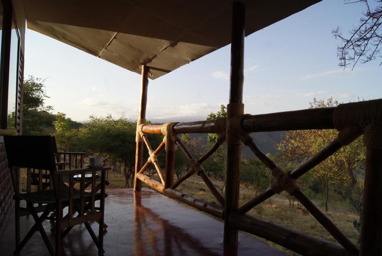 African Sunrise Lodge And Campsite Mto wa Mbu 外观 照片